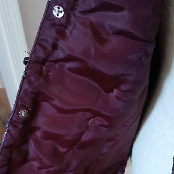 Hand-quilted Floral Satin Jacket - Picture 7 of 8